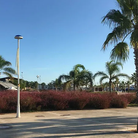 Atico Port Sant Carles 아파트